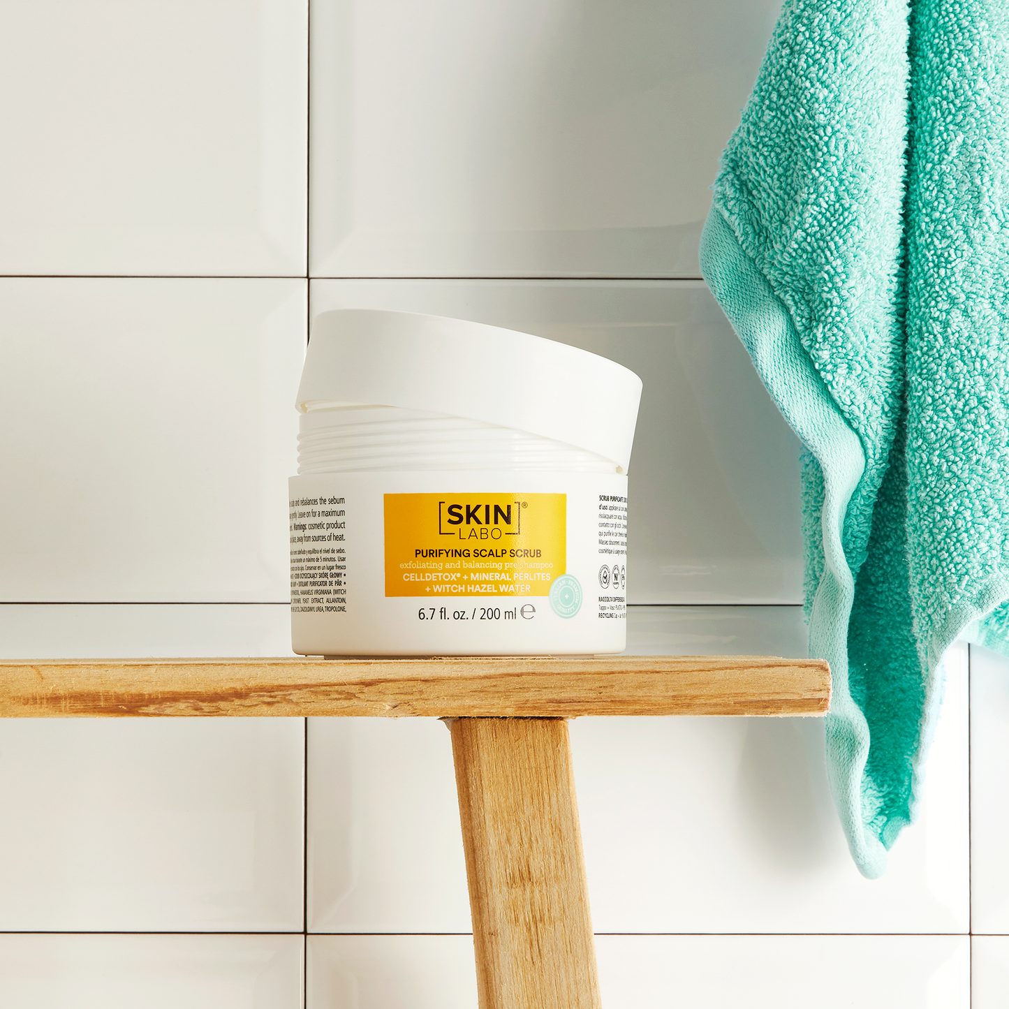 EXFOLIANTE PURIFICANTE PARA EL CUERO CABELLUDO
